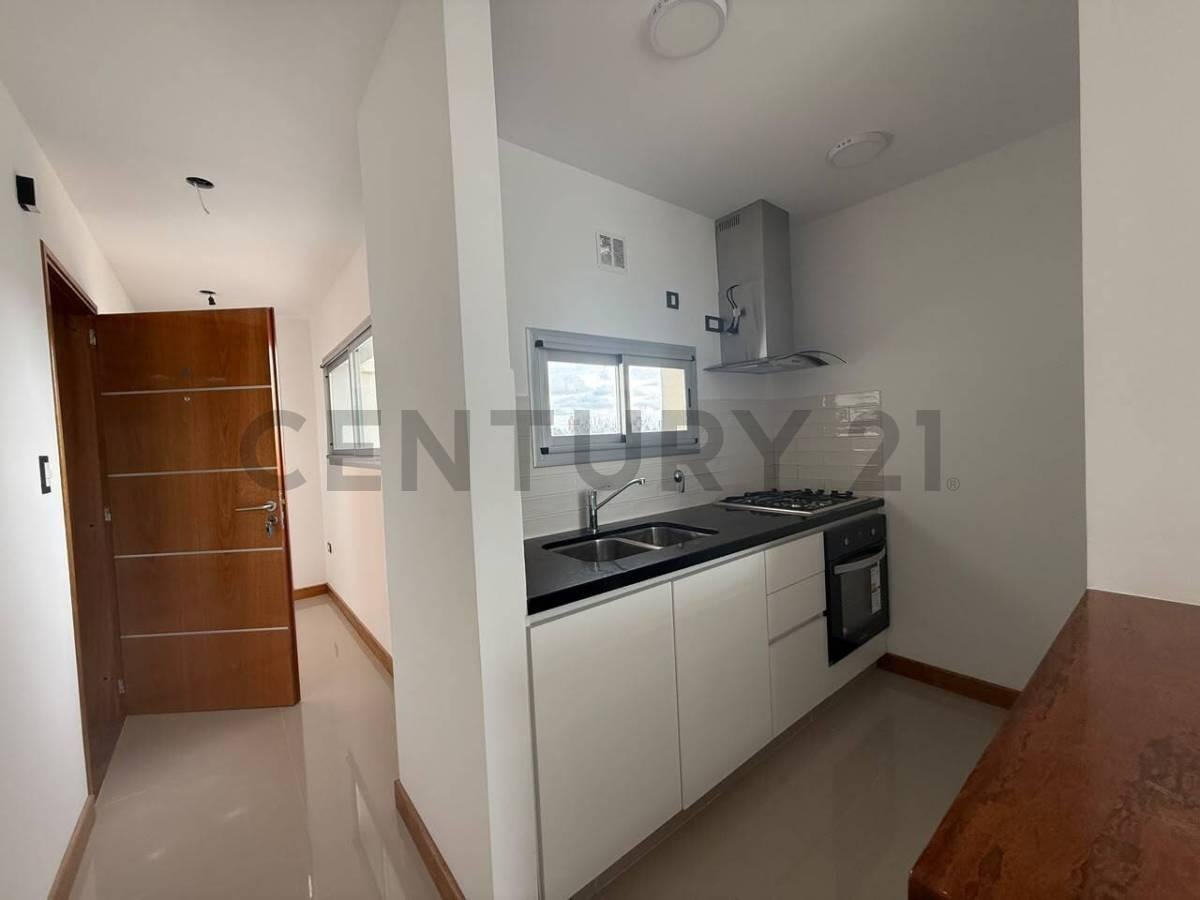 Foto de Departamento en alquiler de un dormitorio en La Plata, imagen 2