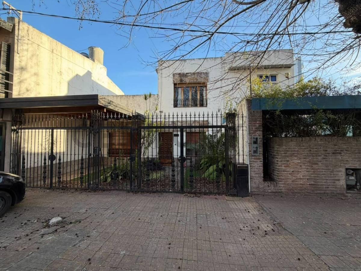 Foto de 24 entre 54 y 55 CASA 2 DORMITORIOS EN VENTA LA PLATA PARQUE SAN MARTIN, imagen 4