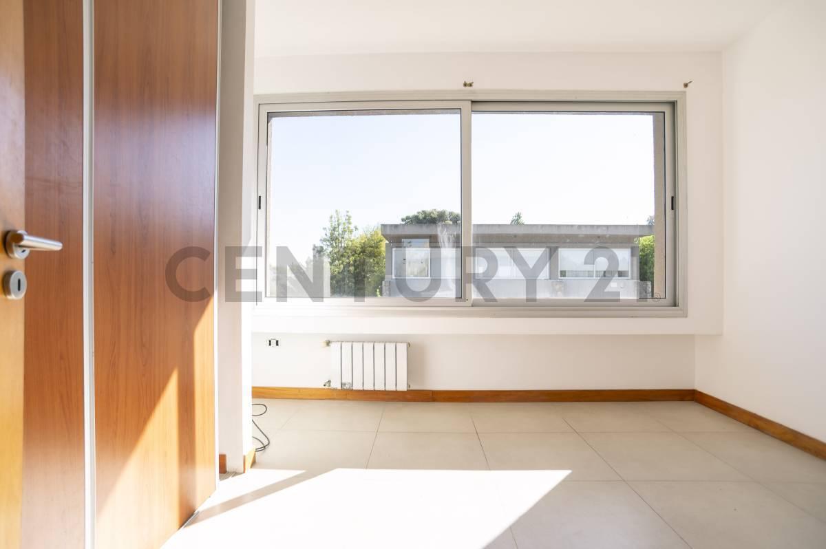 Foto de DEPARTAMENTO EN ALQUILER EN CITY BELL TIPO DUPLEX DE DOS DORMITORIOS, imagen 4