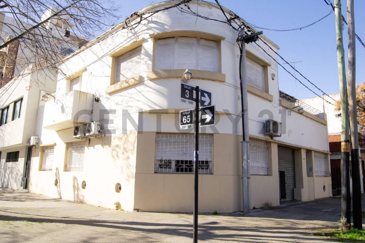 Foto de CASA EN VENTA EN LA PLATA DE 7 DORMITORIOS | 12 AMBIENTES, imagen 1