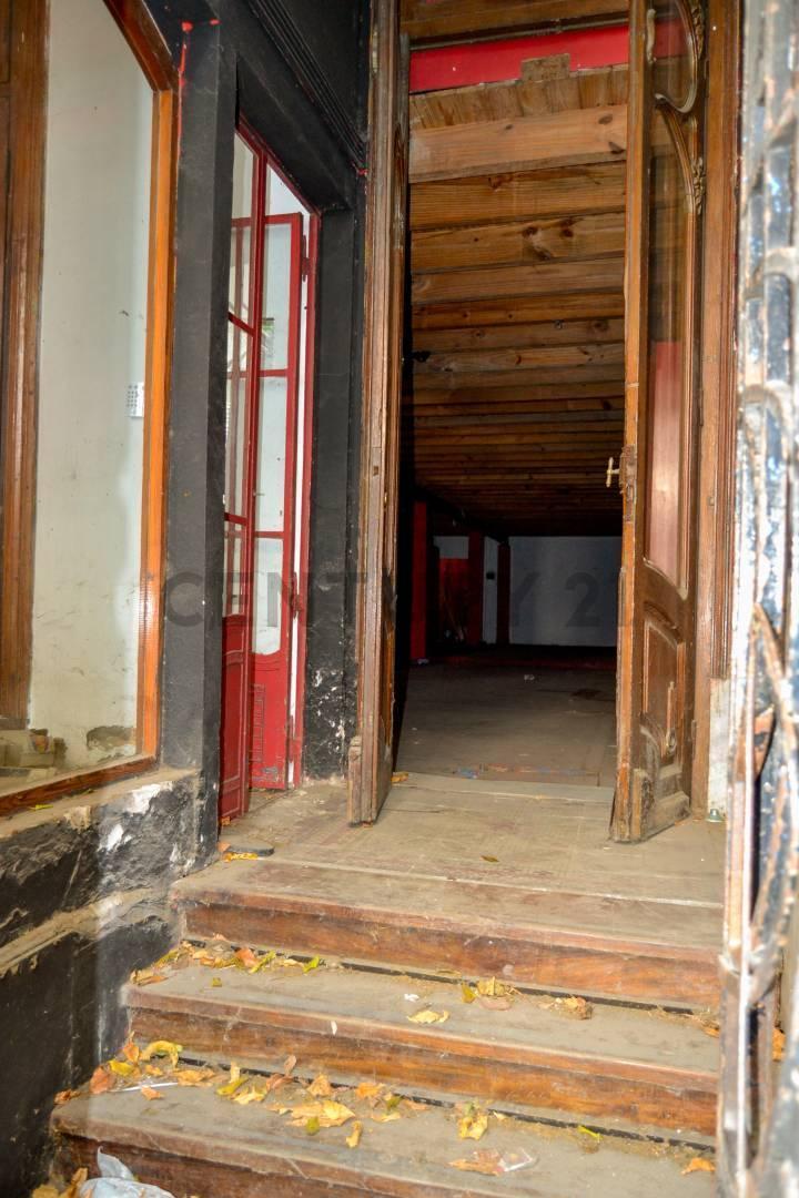 Foto de CASA EN VENTA EN LA PLATA DE 8 AMBIENTES, imagen 3