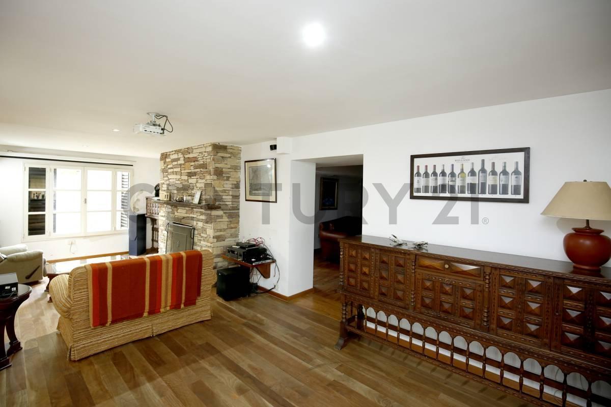 Foto de Casa en Venta en City Bell (4 dormis APTO BANCO), imagen 5