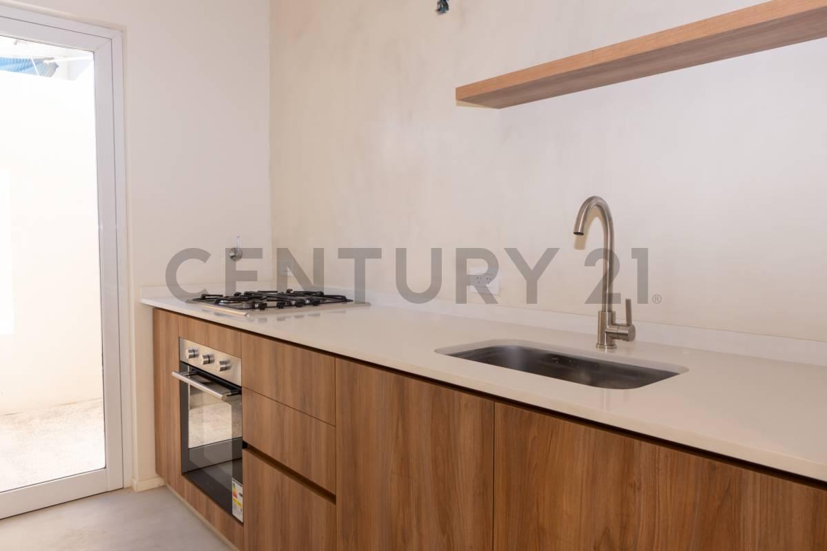 Foto de PH EN VENTA EN LA PLATA REFACCIONADO, imagen 1