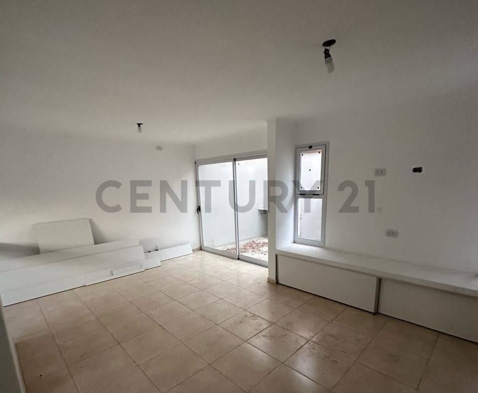 Foto de DEPARTAMENTO EN VENTA EN LA PLATA DE DOS DORMITORIOS, imagen 5