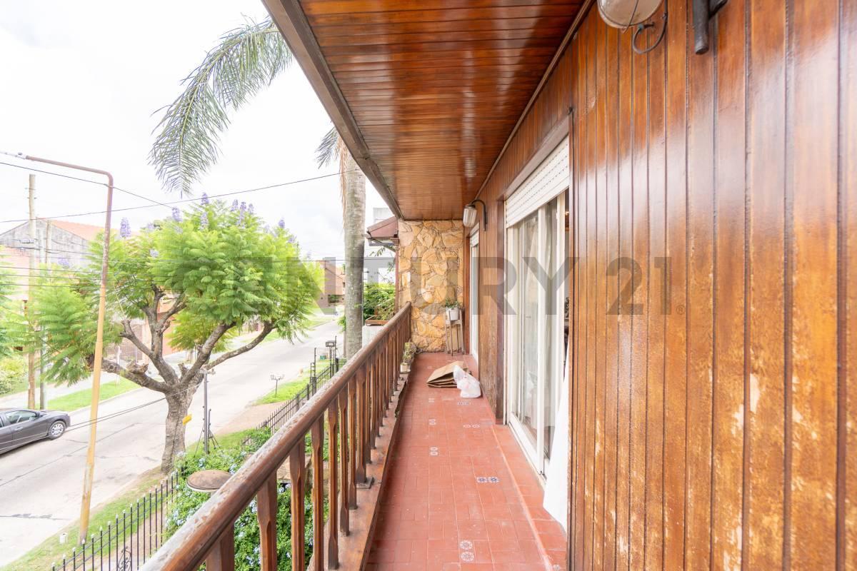 Foto de Chalet en dos plantas con excelente ubicación a la venta, imagen 4