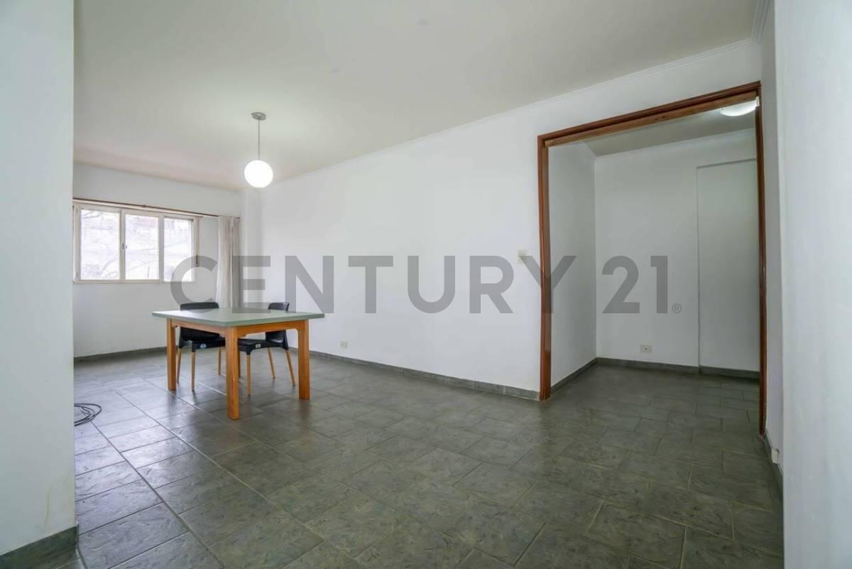 Foto de Departamento de 3 dormitorios en venta - La Plata, imagen 2