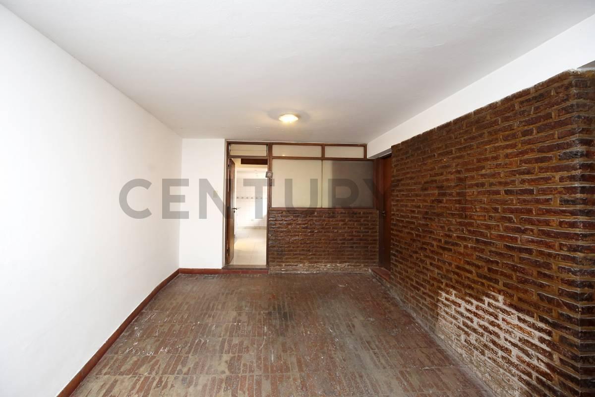Foto de Casa en venta en La Plata zona Parque San Martin, imagen 1