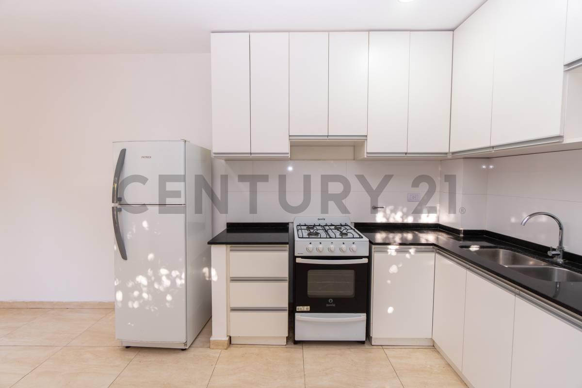 Foto de CASA EN VENTA EN CITY BELL TIPO DUPLEX APTA BANCO, imagen 1