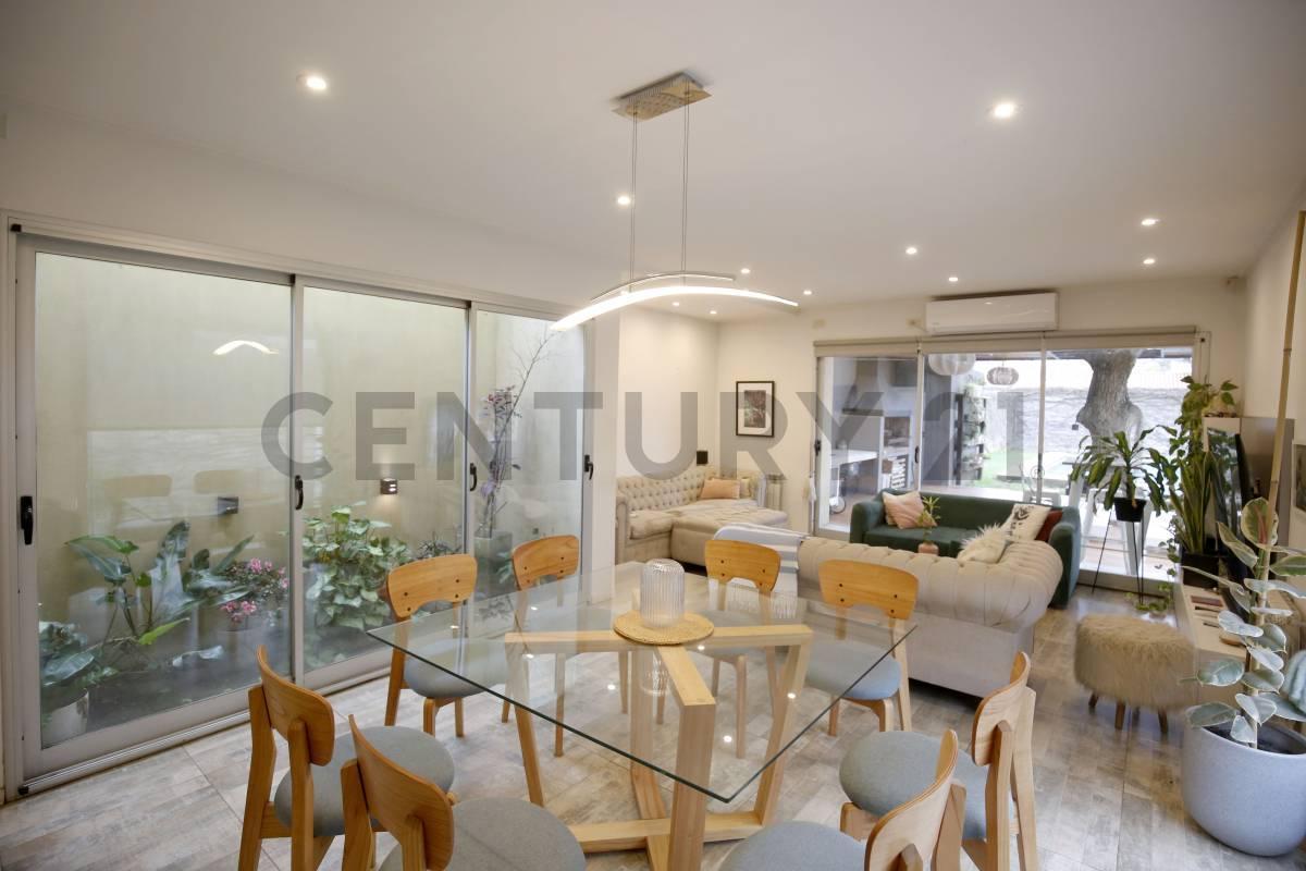 Foto de Casa en venta en Gonnet entre caminos | 4 dormitorios, pileta y parque, imagen 3