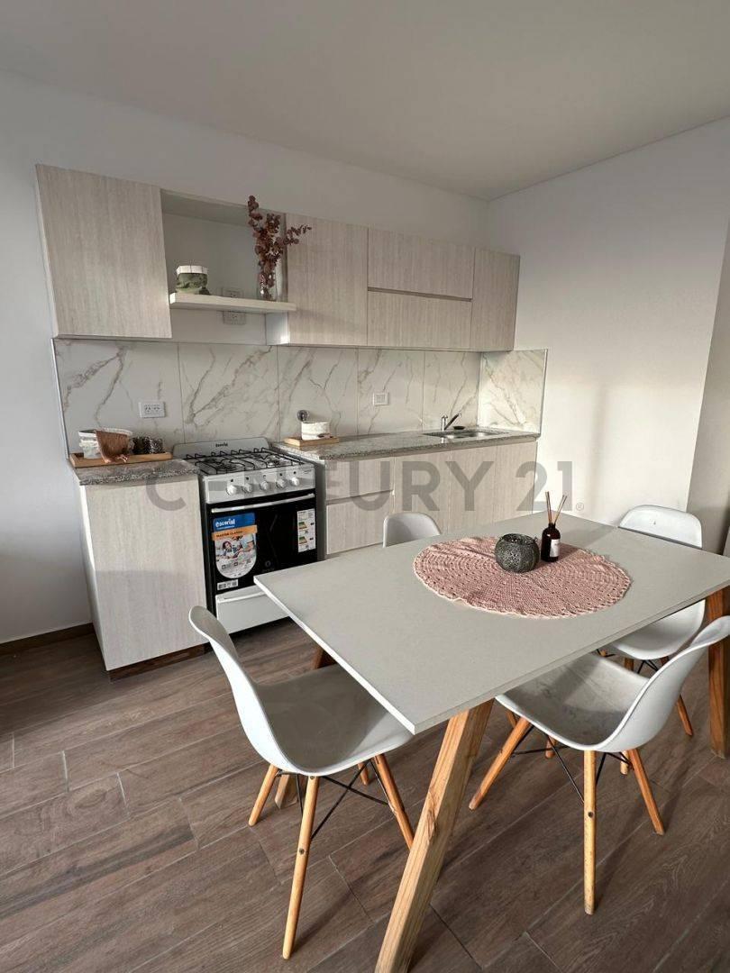 Foto de DEPARTAMENTO EN VENTA EN LA PLATA DE UN DORMITORIO ZONA PLAZA BELGRANO, imagen 3