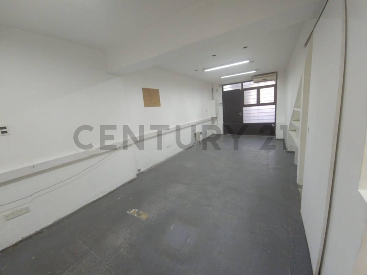 Foto de Departamentos en venta en La Plata con locales, imagen 5