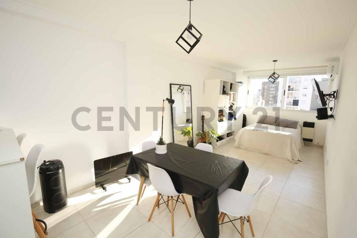 Foto de DEPARTAMENTO EN VENTA EN LA PLATA, imagen 2