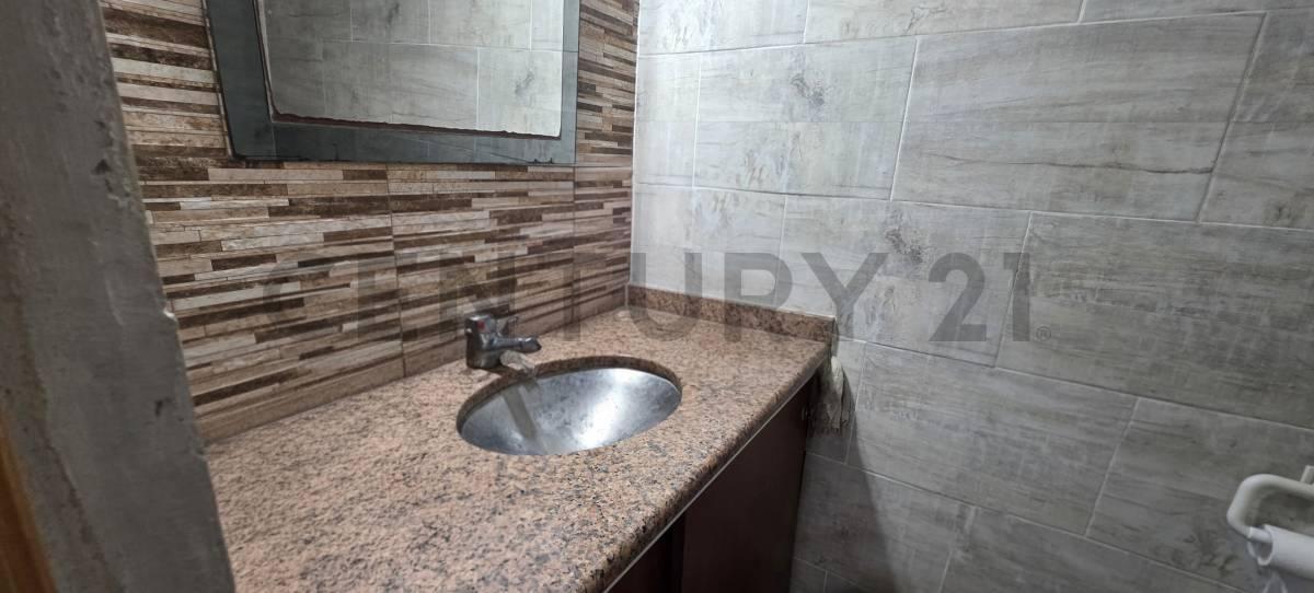 Foto de Departamento en venta en La Plata con patio, imagen 3