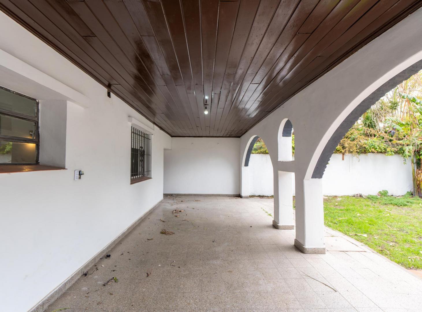 Foto de Casa en venta en La Plata sobre Av. 32, opcion Comercial, imagen 3