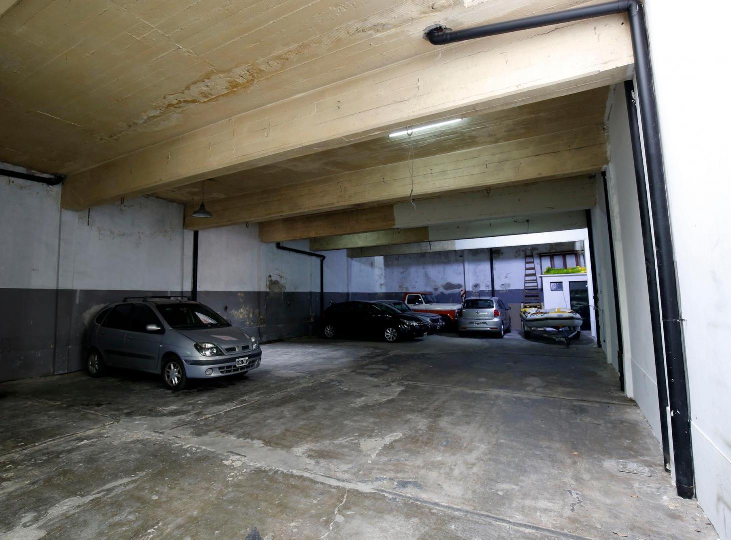 Foto de GALPON/DEPOSITO CON DEPARTAMENTO U OFICINA, imagen 1