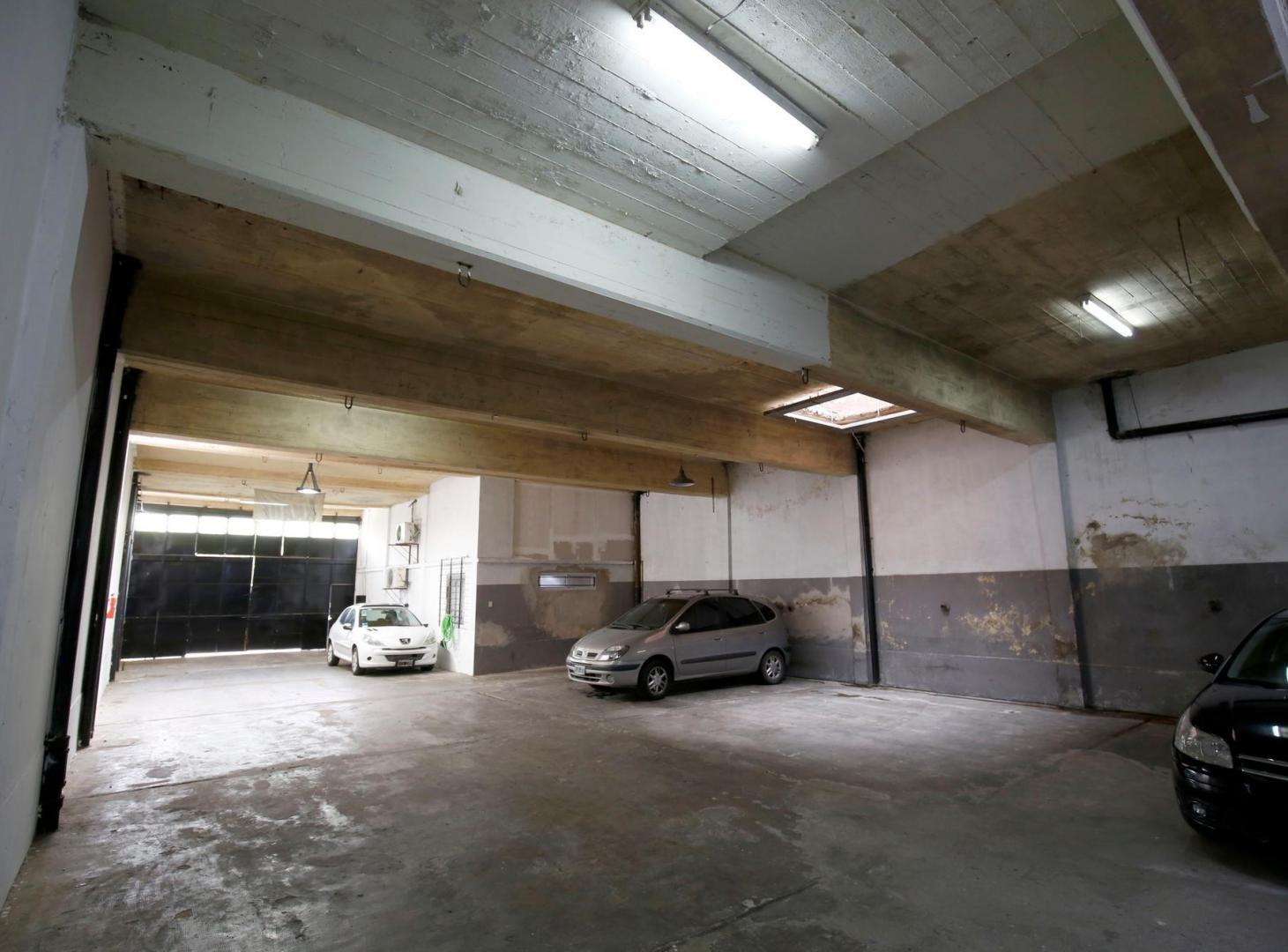 Foto de GALPON/DEPOSITO CON DEPARTAMENTO U OFICINA, imagen 3