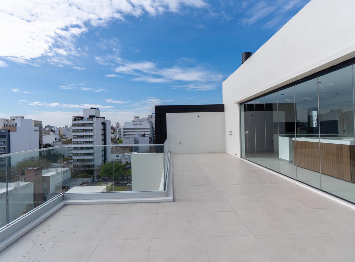 Foto de Departamento en venta tipo TRIPLEX en La Plata, imagen 1