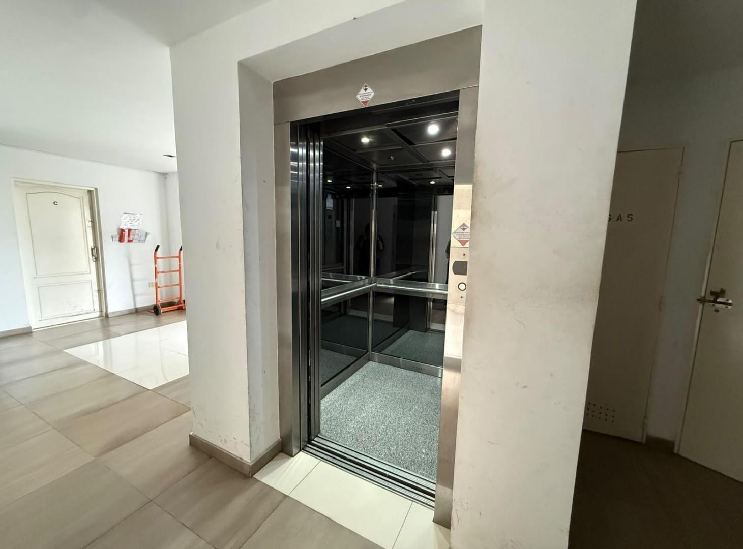 Foto de Departamento en alquiler en La Plata, imagen 5