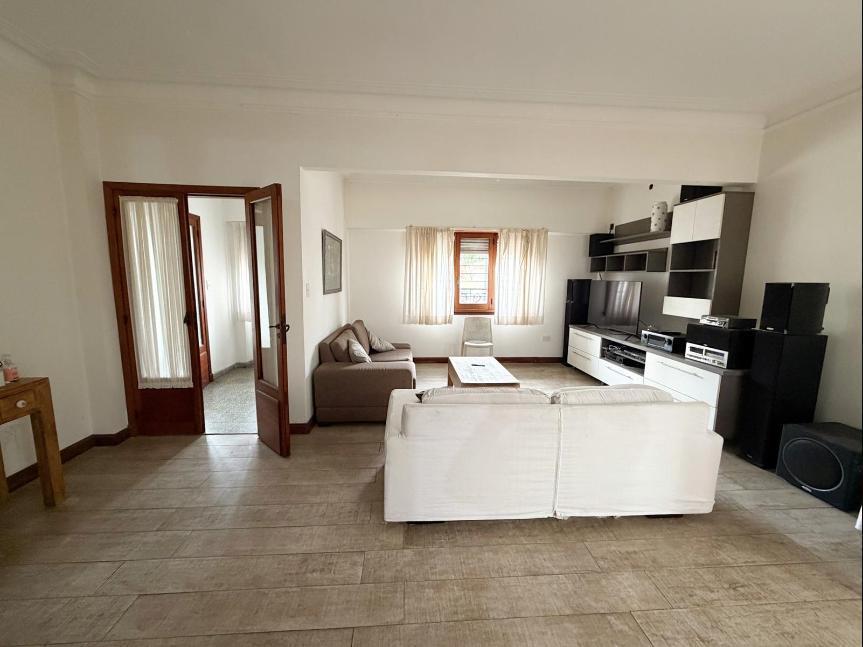 Foto de Casa tipo PH 3 dormitorios y cochera en venta en La Plata, imagen 4