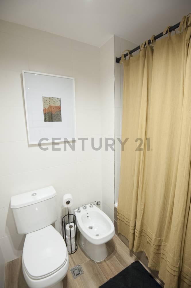 Foto de DEPARTAMENTO DE UN DORMITORIO CON COCHERA EN VENTA OBRA AVANZADA, imagen 1