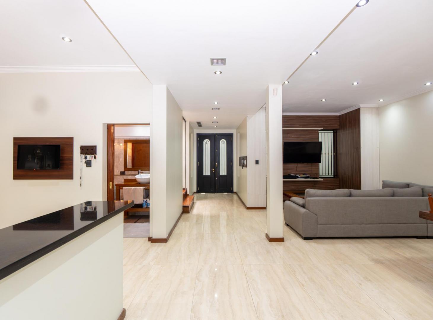 Foto de Casa en venta en La Plata, imagen 2