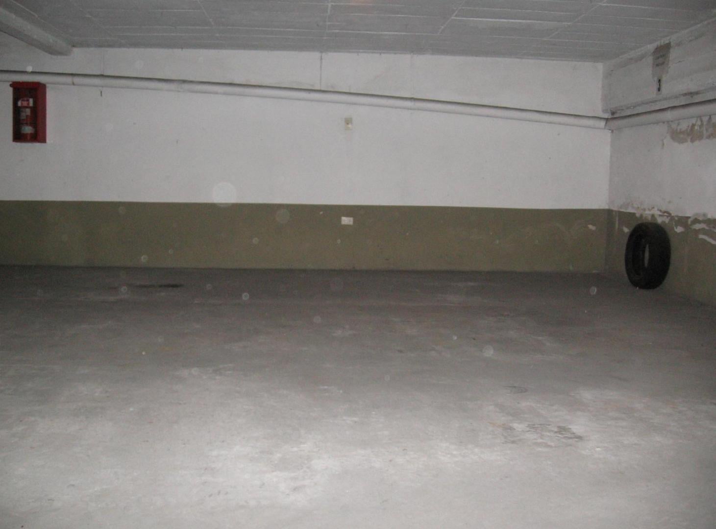 Foto de Cochera en venta en La Plata, imagen 2