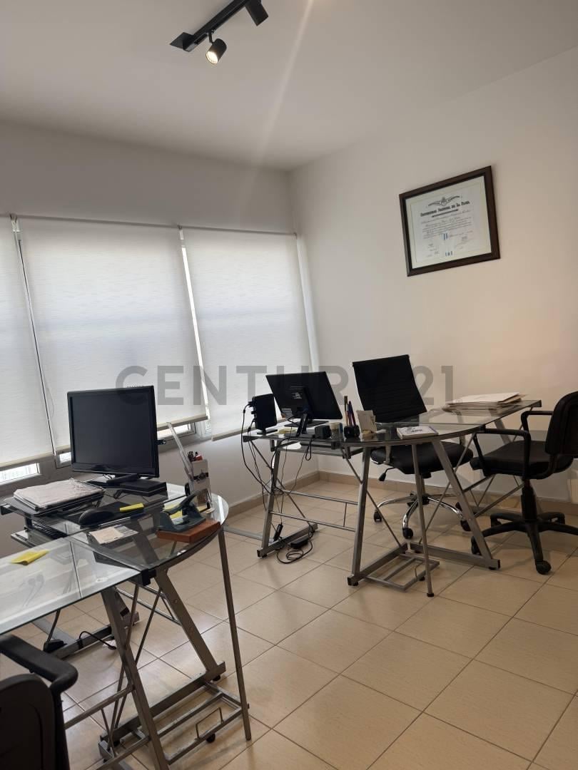 Foto de Oficina en venta en La Plata – Ubicación estratégica en el corazón de, imagen 2