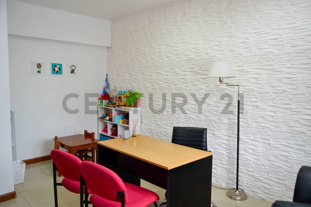 Foto de Cantilo entre 13 A y 13 B | Oficina en venta | 5 oficinas + recepción, imagen 4