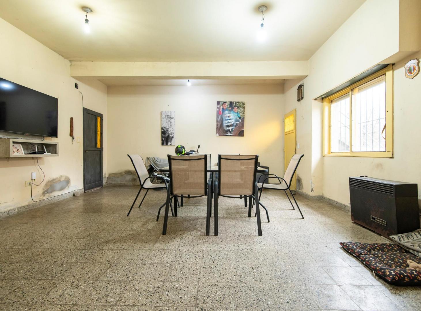 Foto de CASA EN VENTA EN LA PLATA VILLA ELVIRA, imagen 3