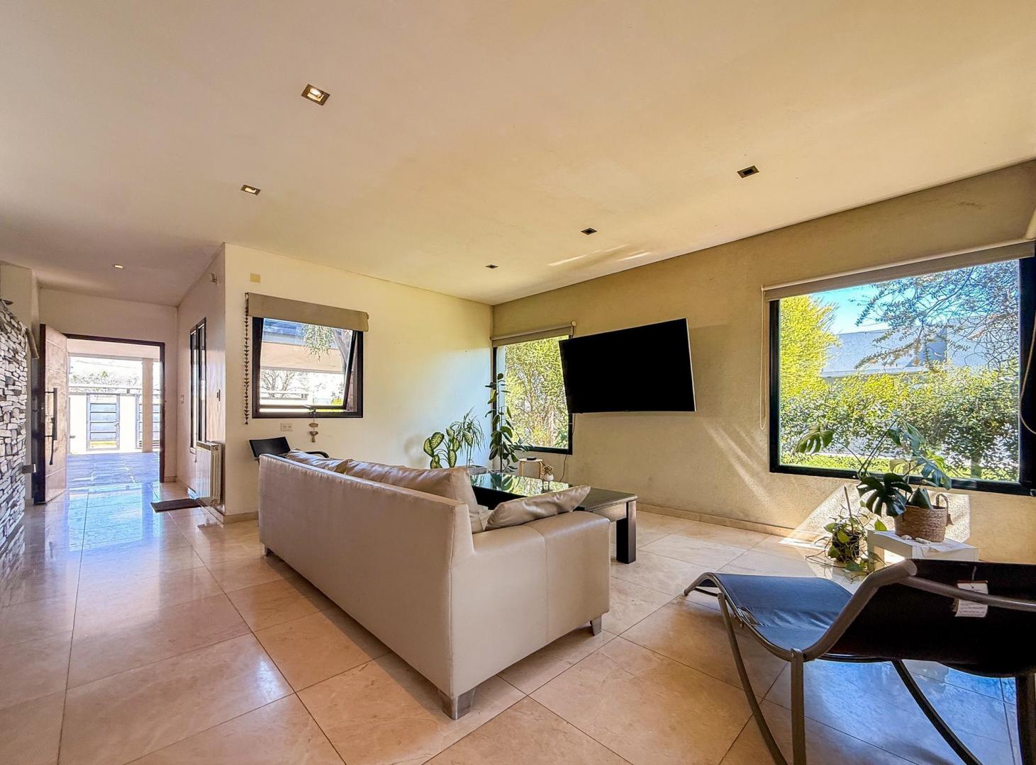 Foto de Casa en venta en Don Carlos - La Plata, imagen 2