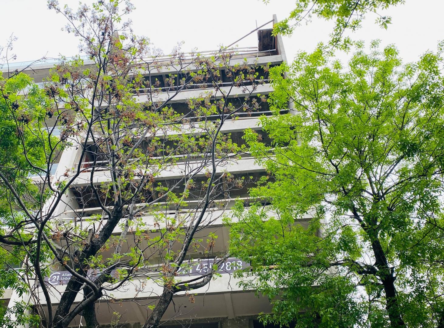 Foto de DEPARTAMENTO 1 DORMITORIO CON BALCON AL FRENTE EN OBRA AVANZADA - LA, imagen 1