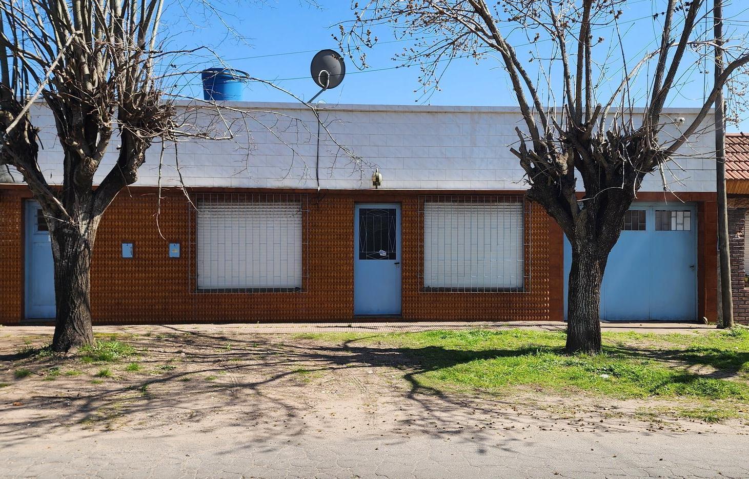 Foto de Casa en venta en San Carlos con galpón y 3 lotes, imagen 1