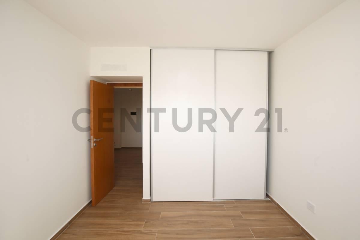 Foto de Departamento de 2 dormitorios en venta en La Plata con financiación, imagen 5