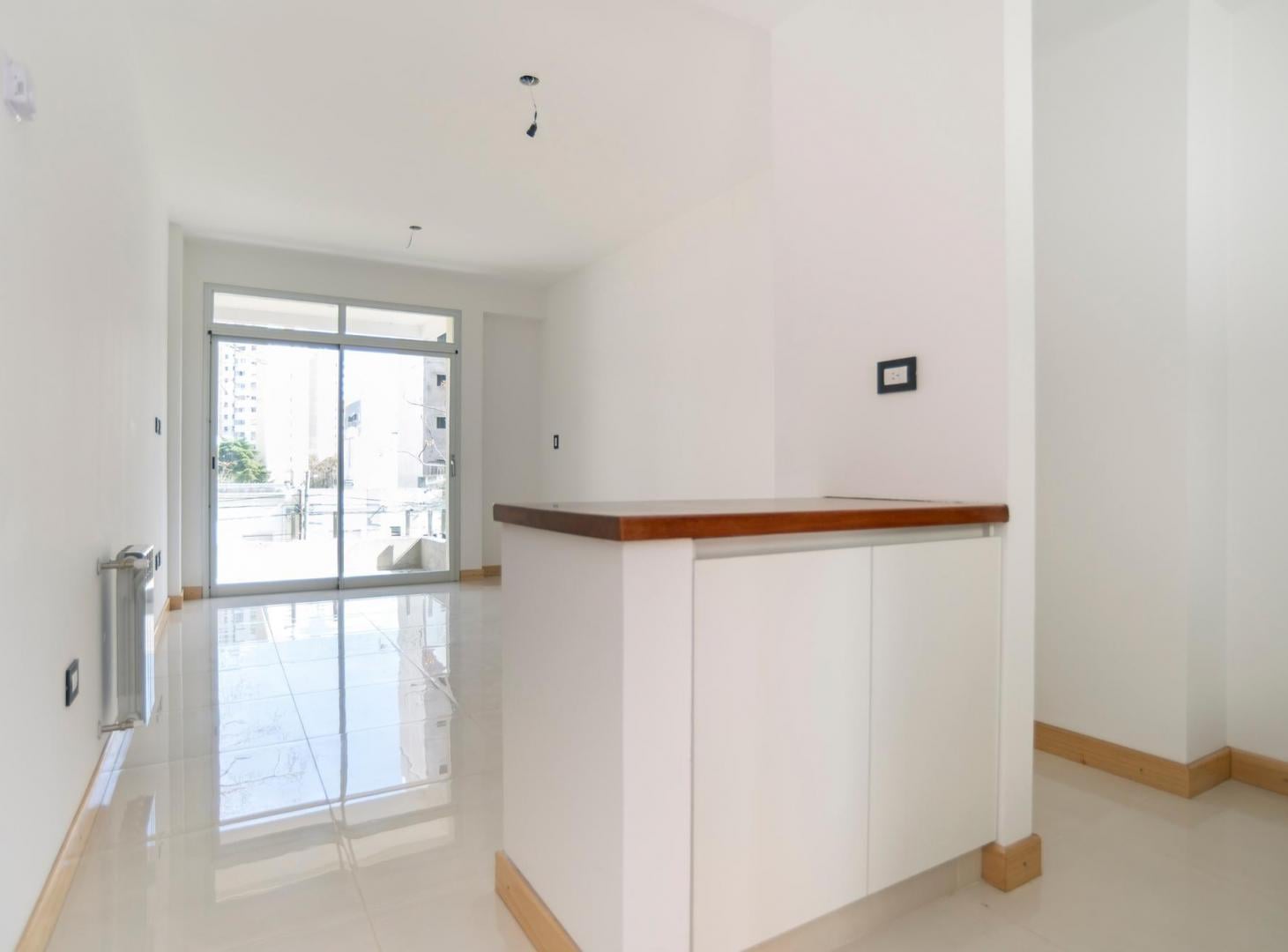 Foto de Departamento en venta en La Plata 1 dormitorio con balcón, imagen 2