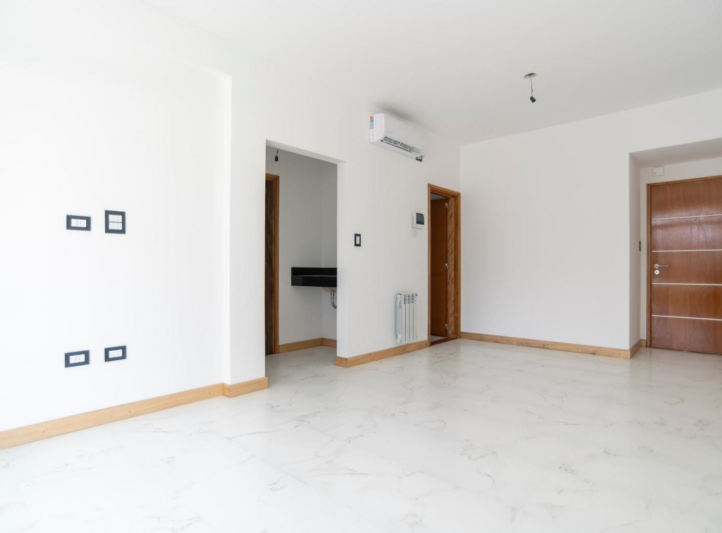 Foto de Departamento en venta en La Plata 1 dormitorio con balcón OBRA AVANZADA, imagen 3