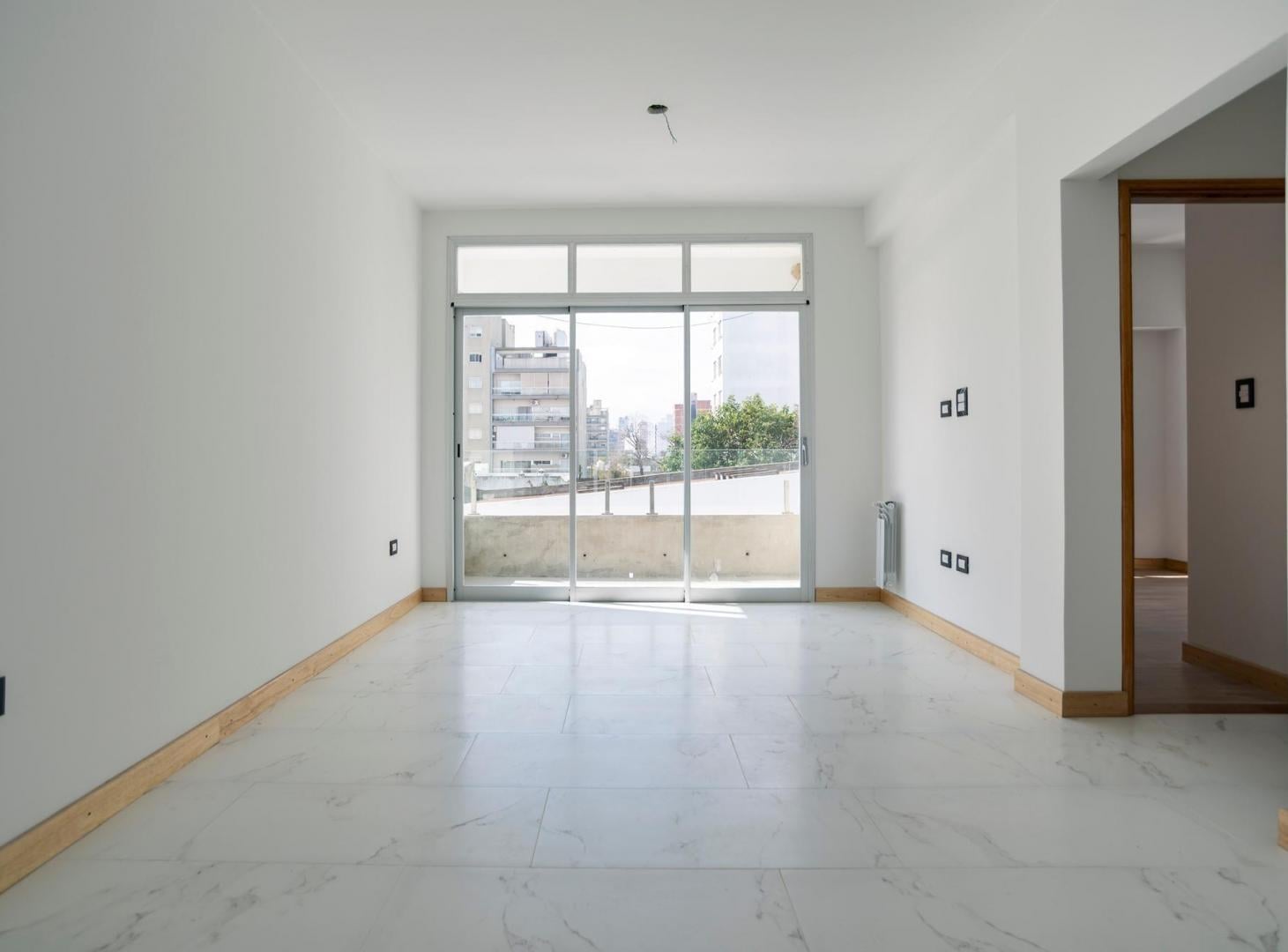 Foto de Departamento en venta en La Plata 1 dormitorio con balcón OBRA AVANZADA, imagen 1