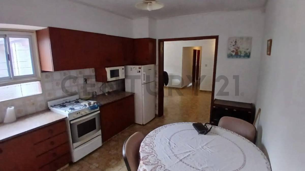 Foto de CASA EN VENTA EN LA PLATA DE 3 DORMITORIOS, imagen 1
