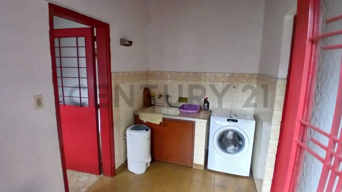 Foto de CASA EN VENTA EN LA PLATA DE 3 DORMITORIOS, imagen 3