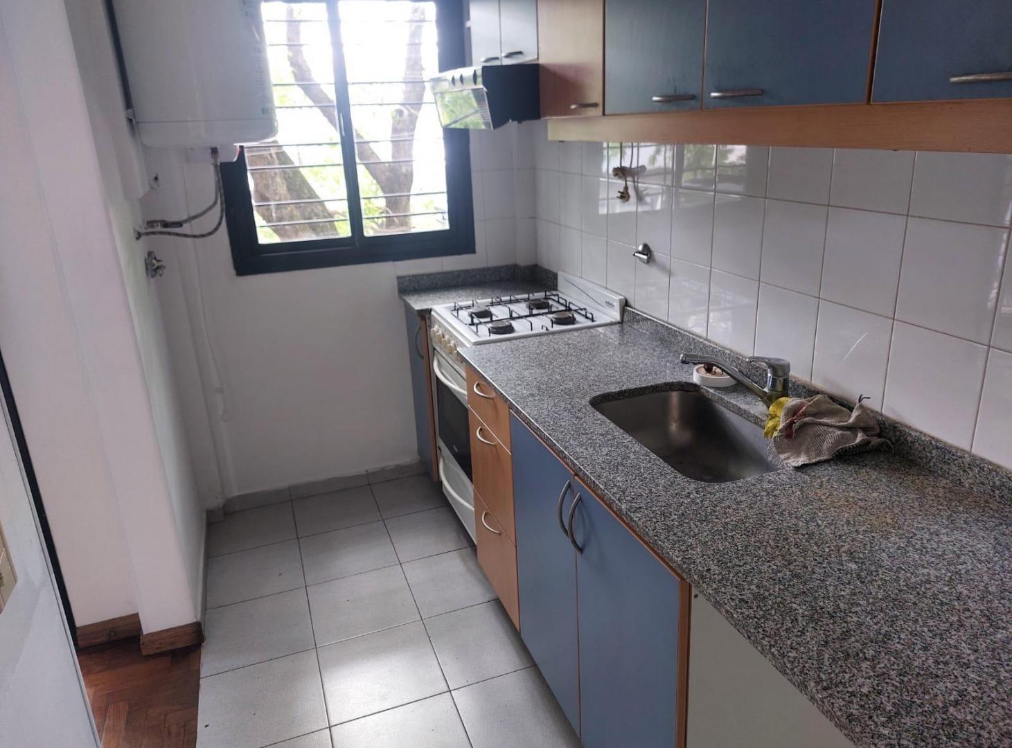 Foto de Departamento en alquiler en La Plata de 1 Dormitorio y Cochera, imagen 5