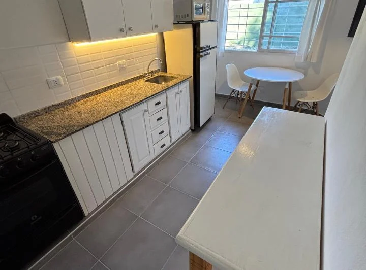 Alquiler Duplex 1 Dormitorio con Cochera Patio sin expensas 1