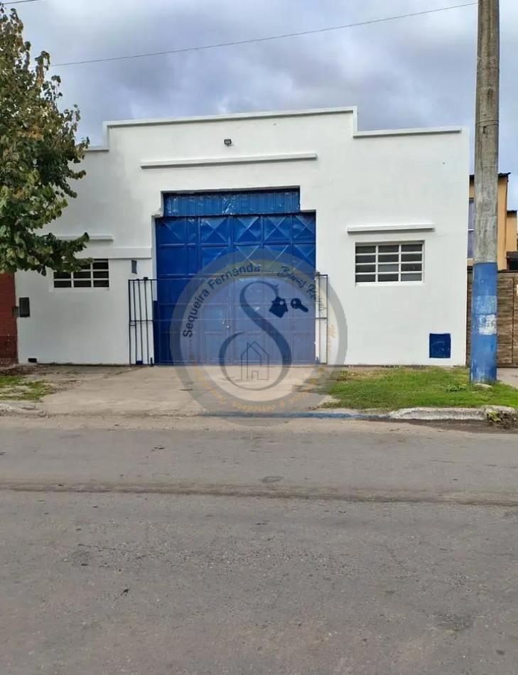 Foto de Galpon con administracion de 200m², Destinado para Deposito taller, imagen 5