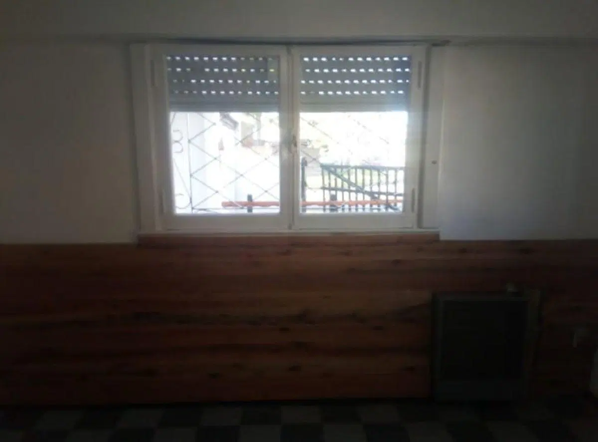 CASA EN ESQUINA DE 3 AMBIENTES 2