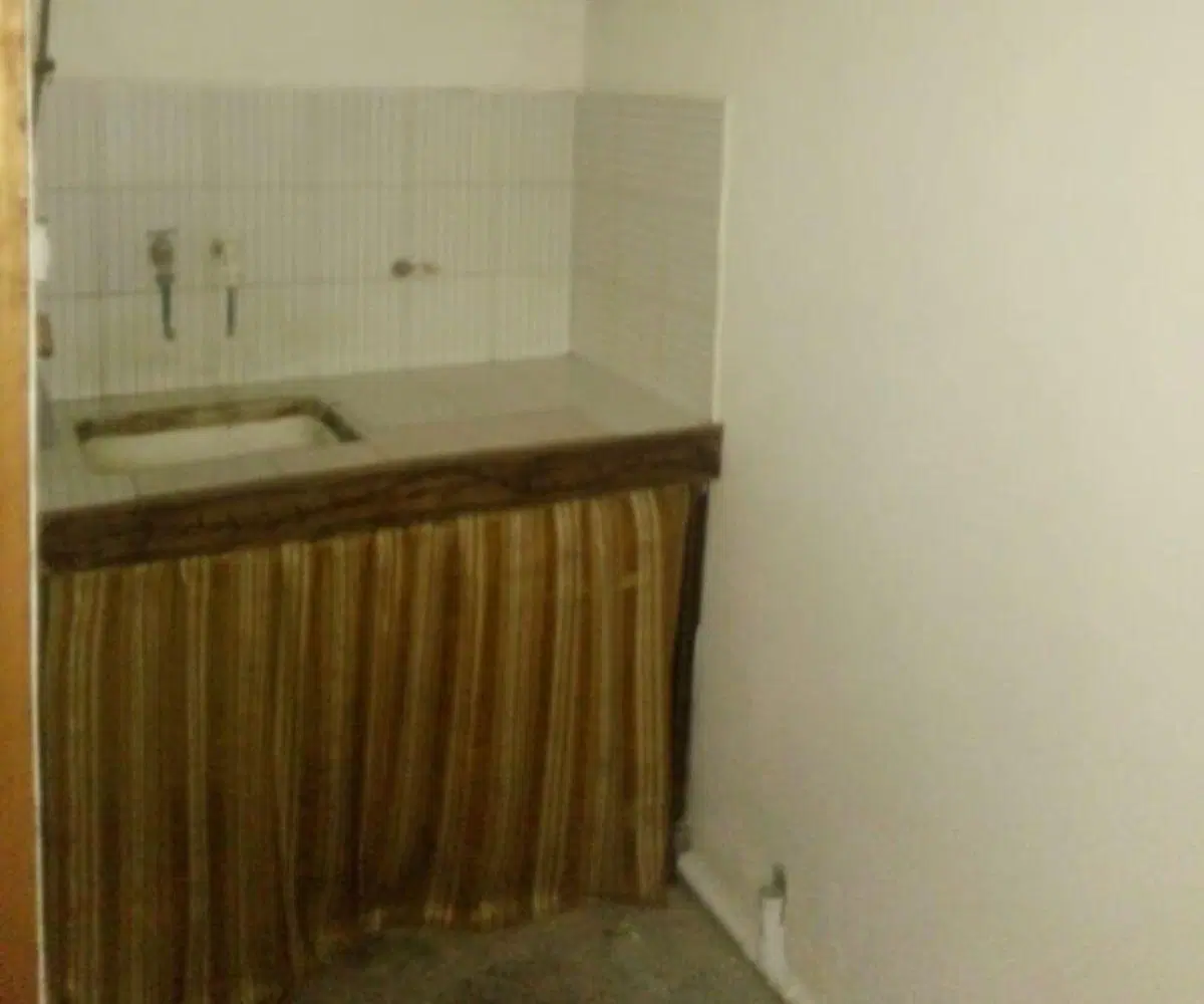 CASA EN ESQUINA DE 3 AMBIENTES 5