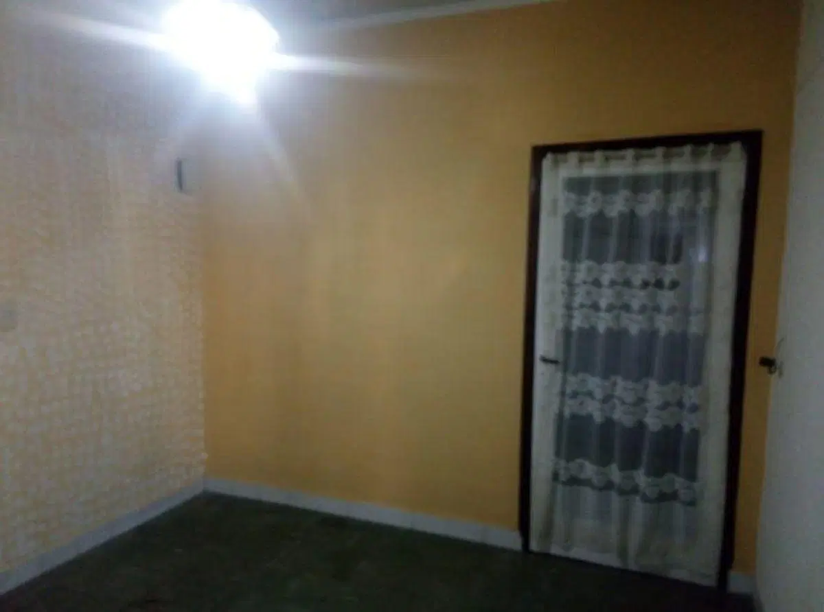 CASA EN ESQUINA DE 3 AMBIENTES 1