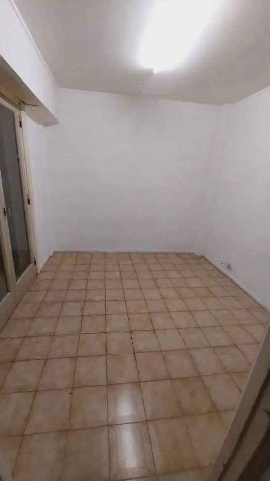 Departamento 2 amb con balcon frente a tribunales con vista a la calle 8