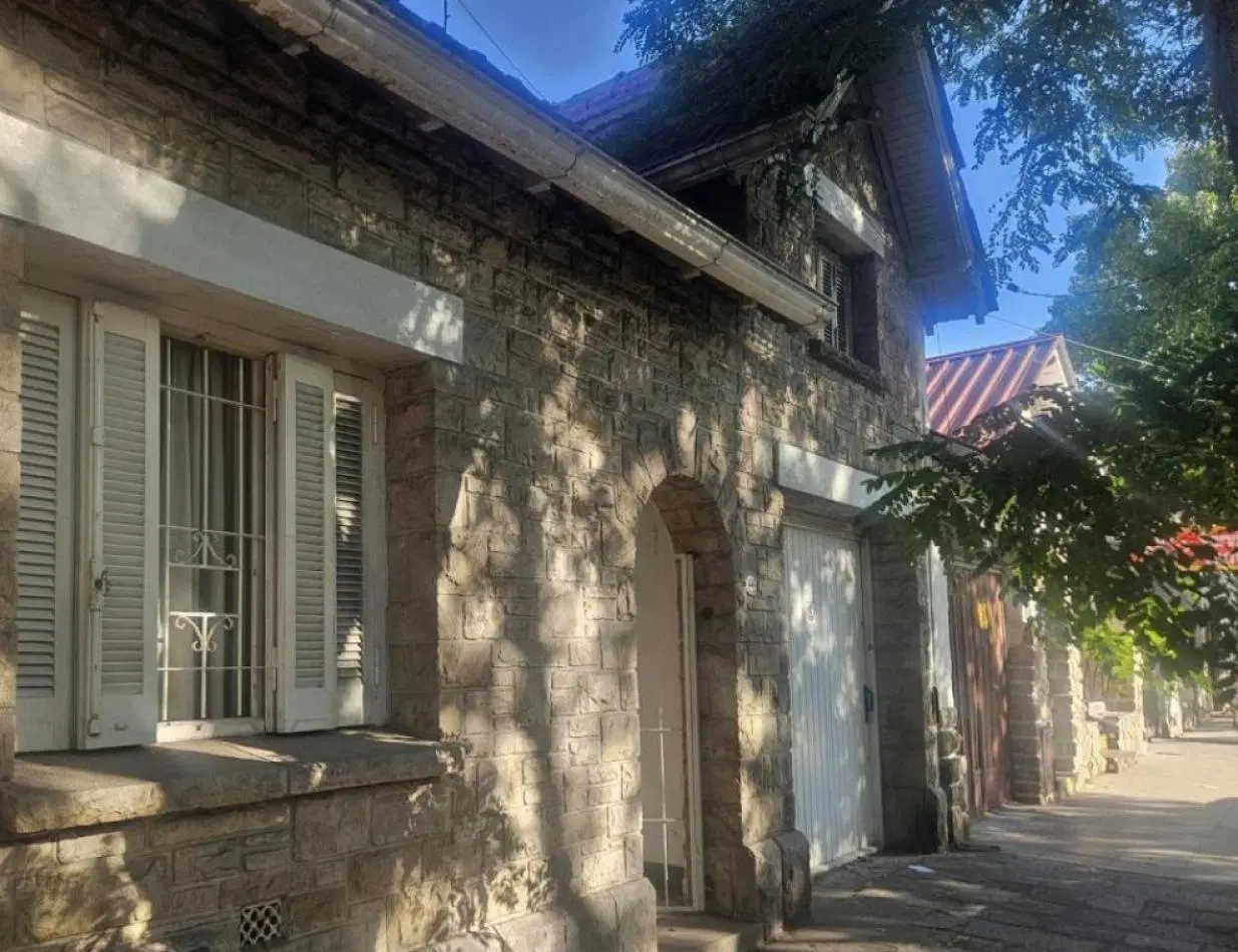 Venta Chalet 3 Ambientes, cerca del mar- Apto Credito La Perla Mar del Plata 3