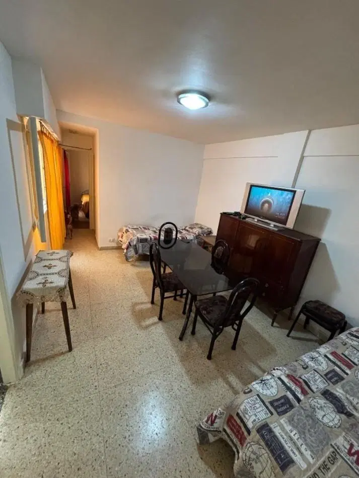 Departamento 6to piso en VENTA! ideal para inversion, equipado para 4 2