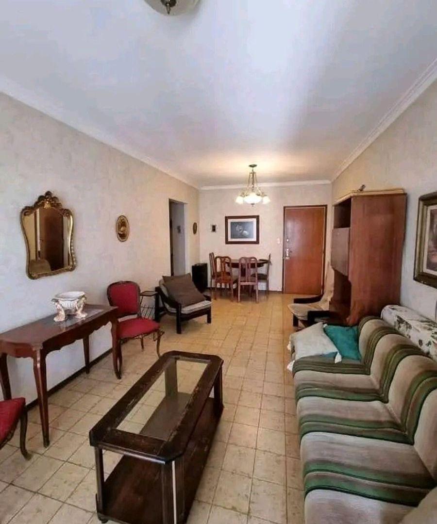 Foto de Departamento 2 ambientes en el 6to piso con balcon saliente vista a San Luis, imagen 1