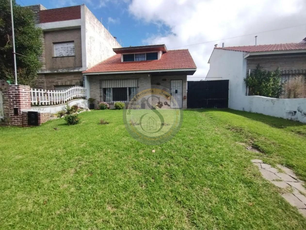Foto de Chalet de 4 ambientes con amplio parque, Barrio Colinas de Peralta Ramos, imagen 4