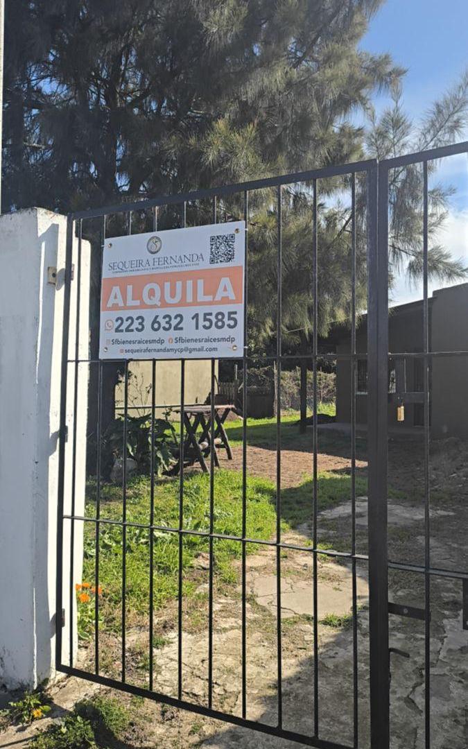 Foto de Alquiler, Casa 3 ambientes con amplio parque, entrada vehicular, imagen 5